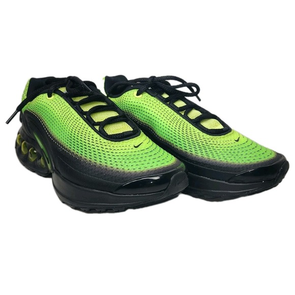 Nike Air Max DN Green Strike Black Lace Athletic Sneaker HV3521-700 Mens 7.5 NEW